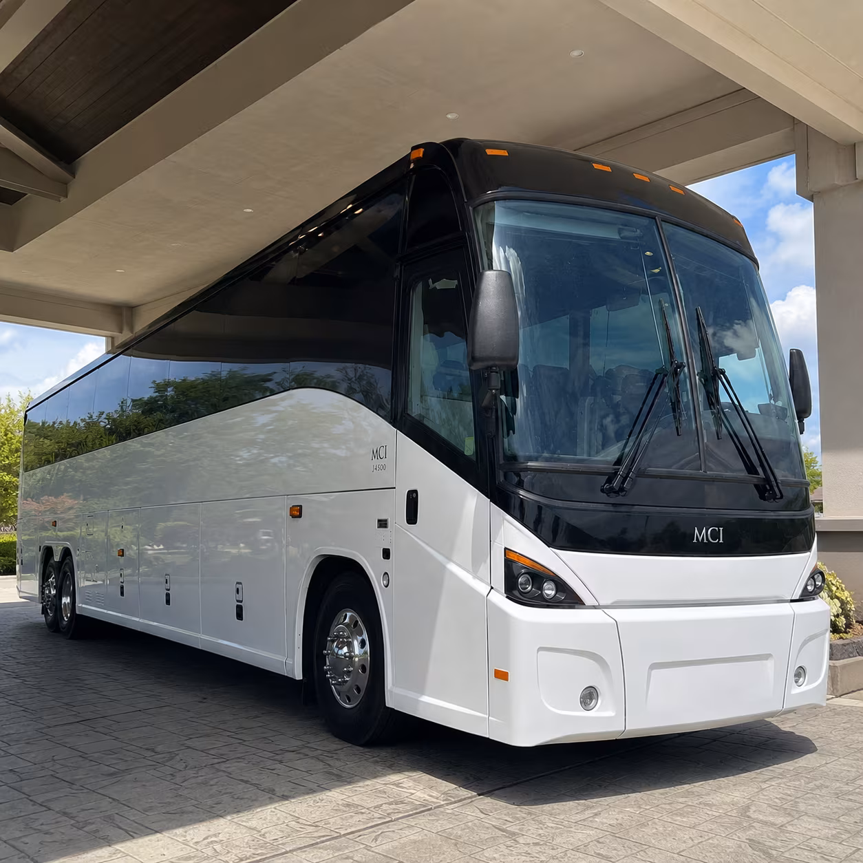 charter bus rentals to traverse city and old mission peninsula wineries