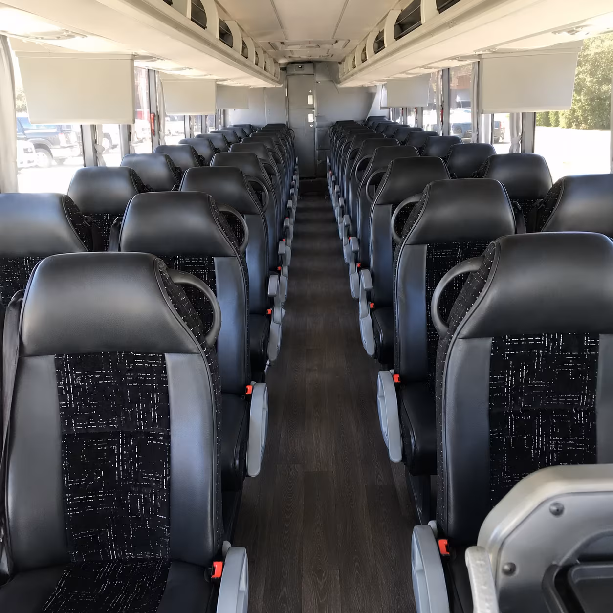 lansing charter bus rental