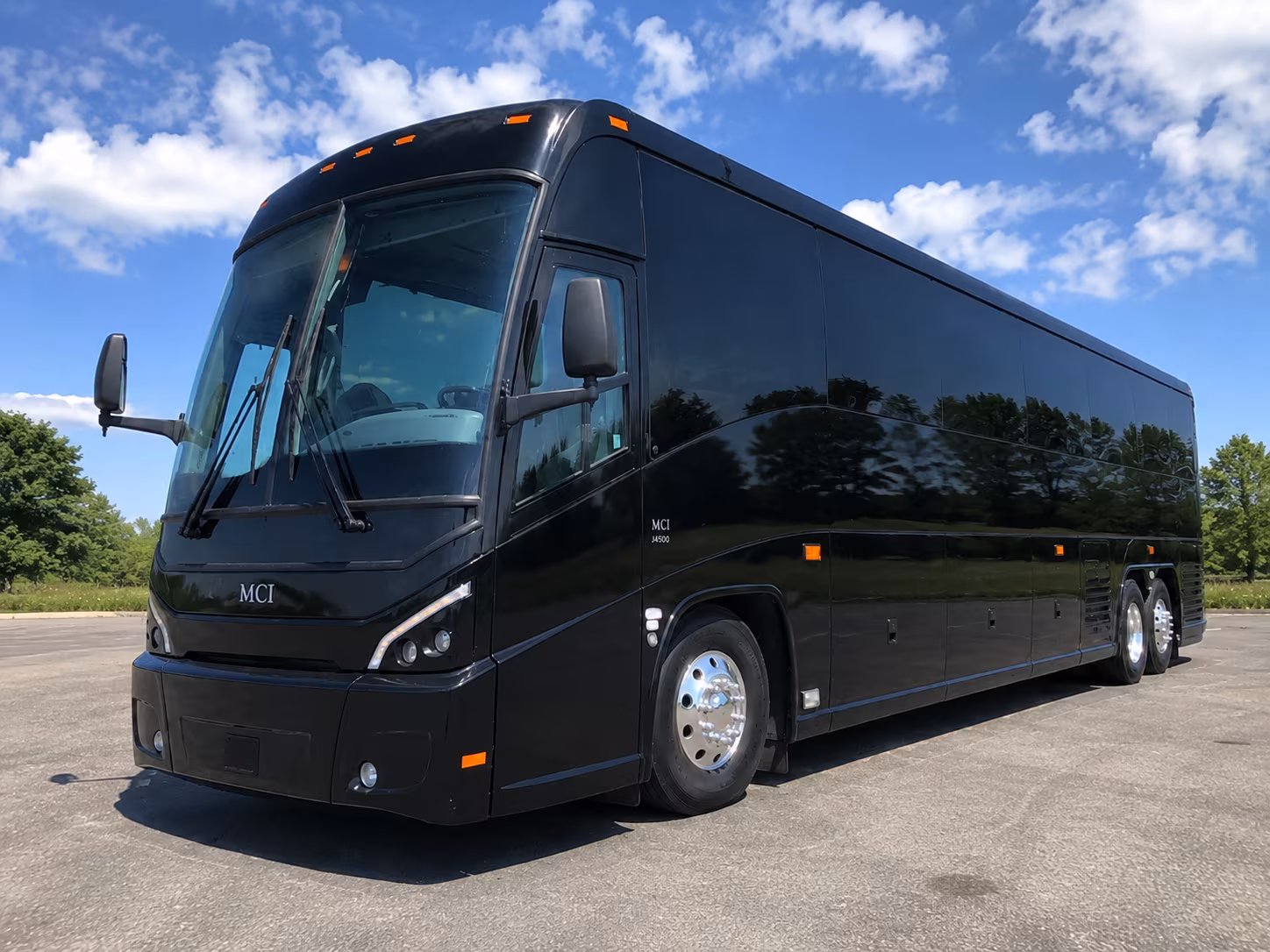 lansing charter buses to detroit ann arbor and southeast michigan