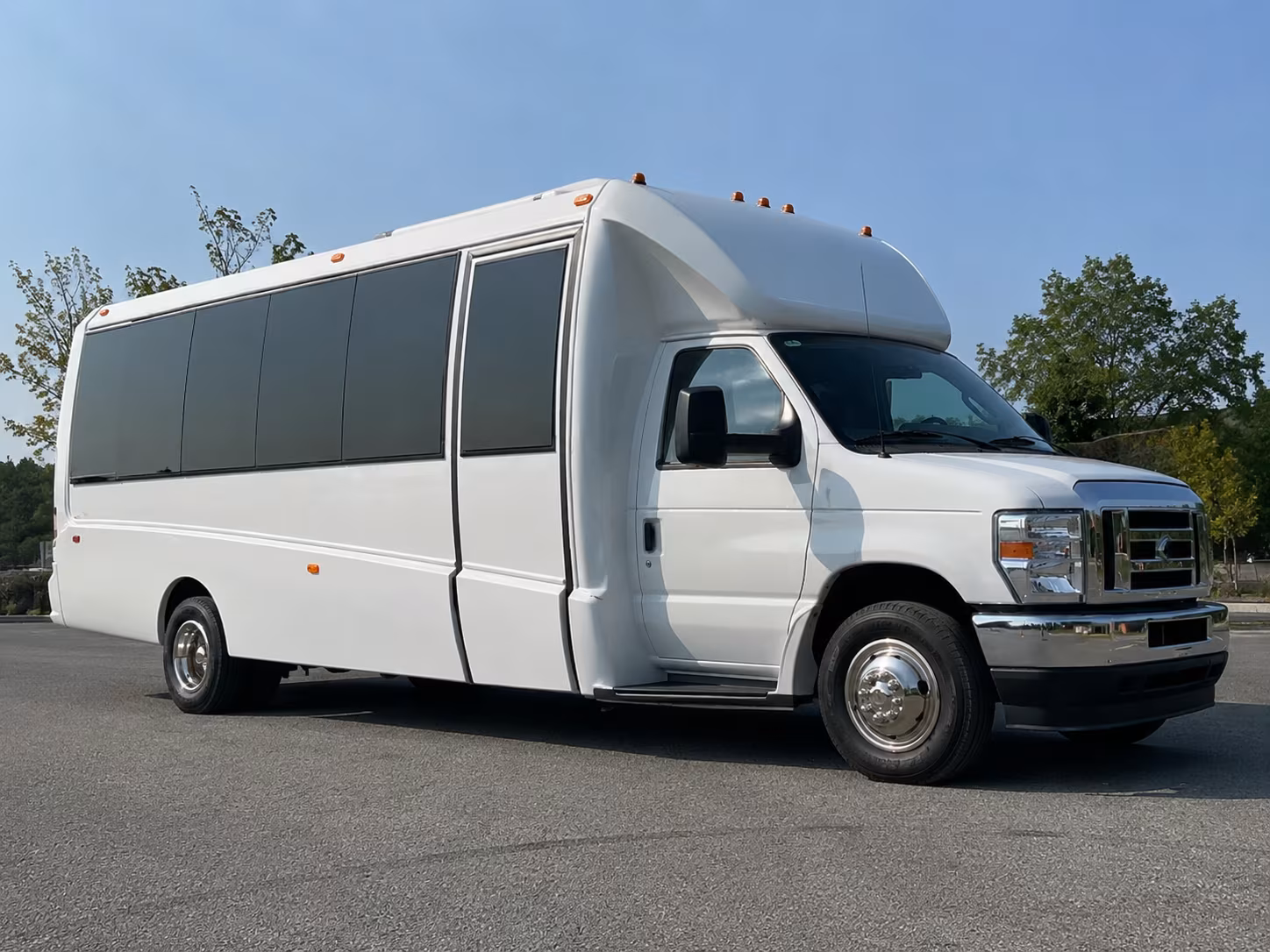lansing quinceanera sweet 16 party bus rental