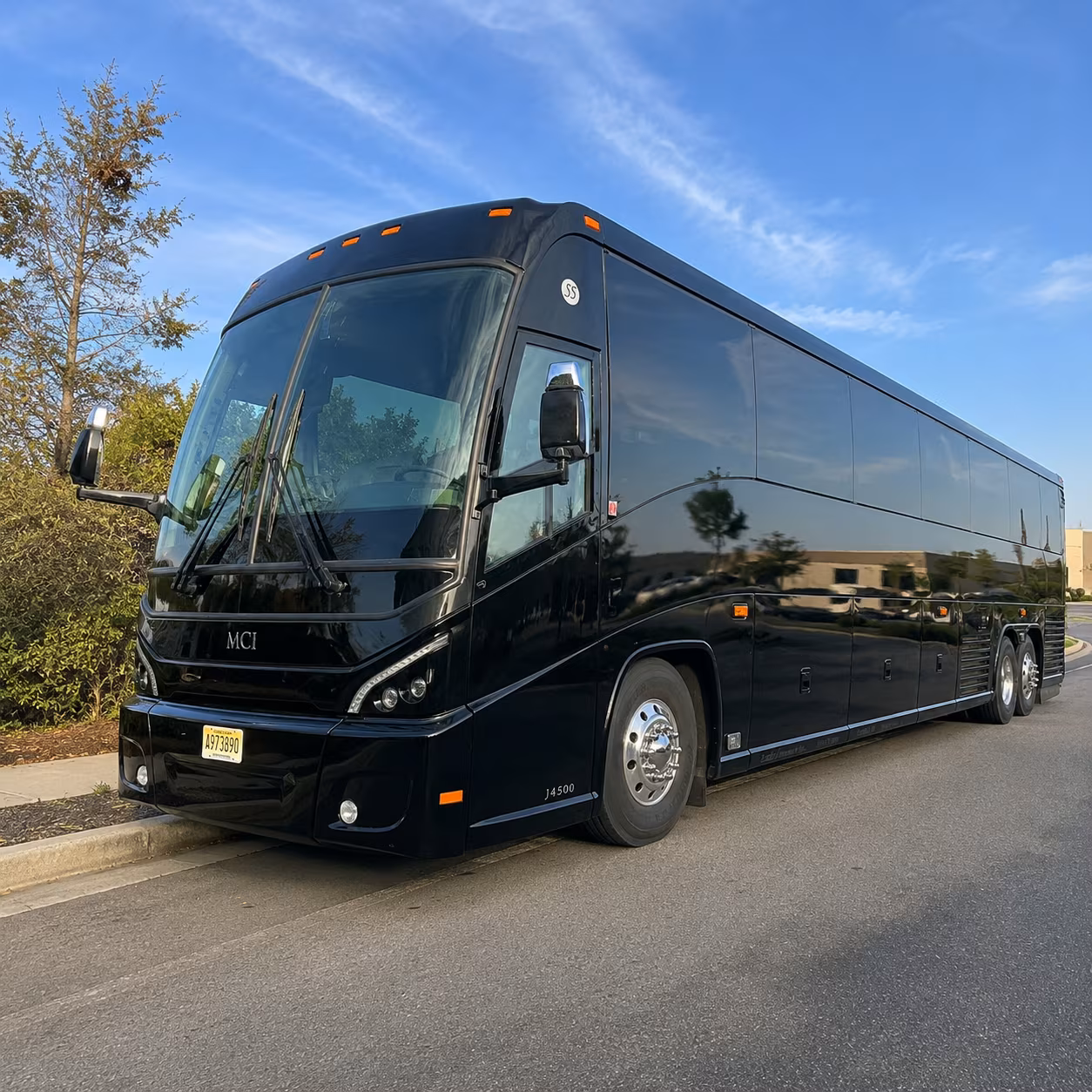 overnight and multi day charter bus trips from lansing to chicago